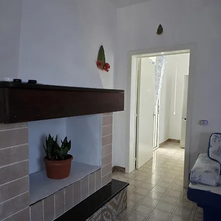 Dora E Franco Treseiseiseiquattroseicinquezeroottozero Torre Mozza